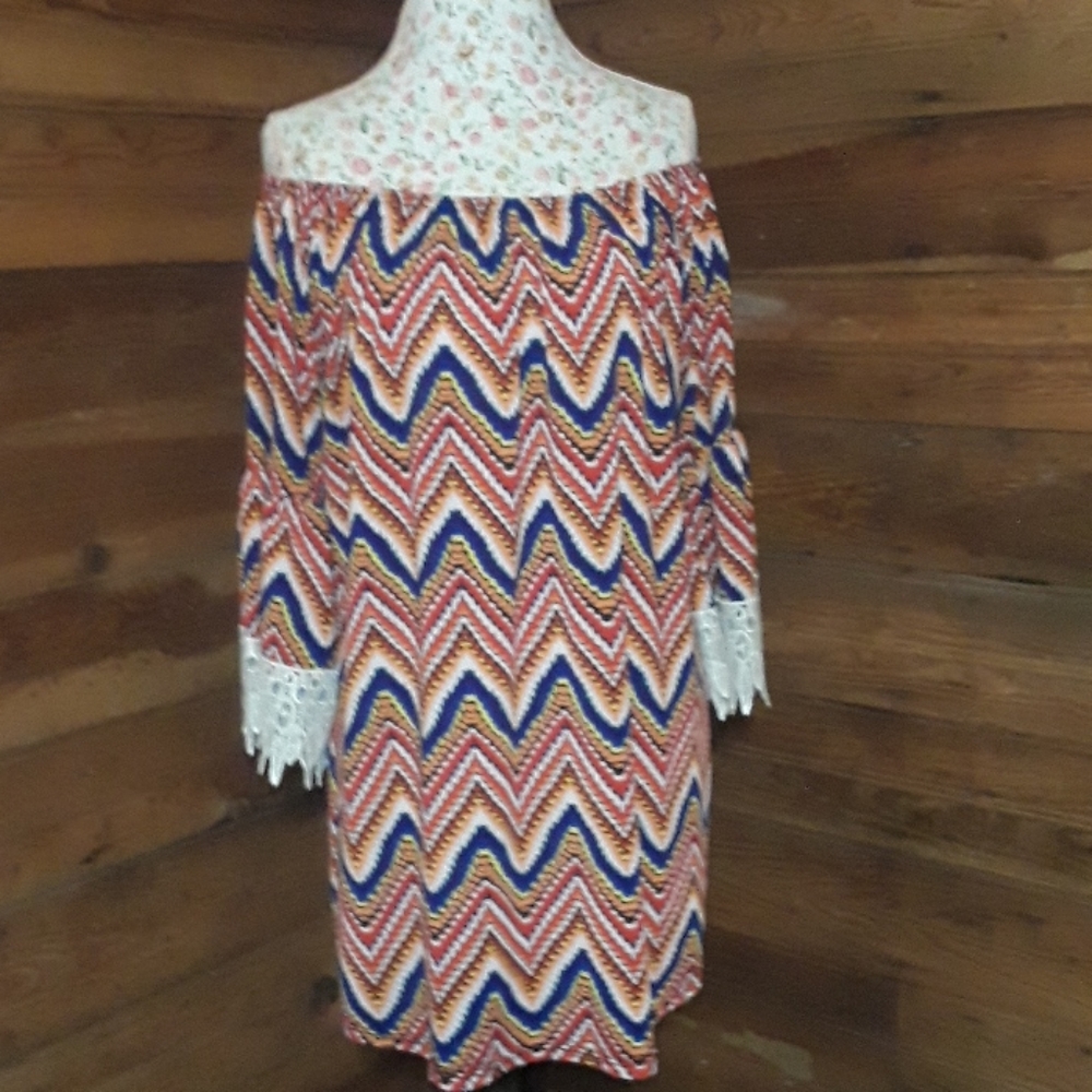 WinWin Half Sleeve Lace Tunic L/XL